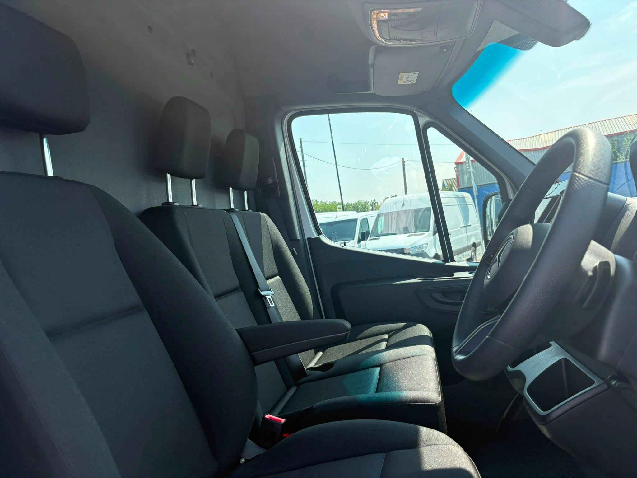 Mercedes-Benz eSprinter